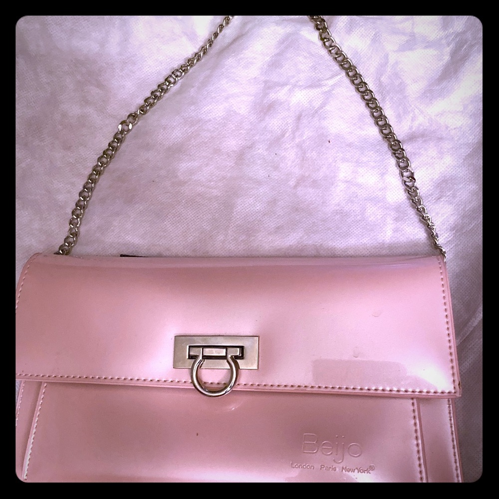 Pink Beijo clutch bag